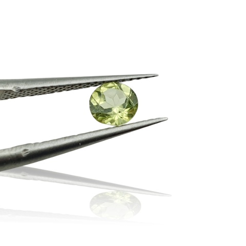 Round faceted peridot dia 4 mm 1 pc