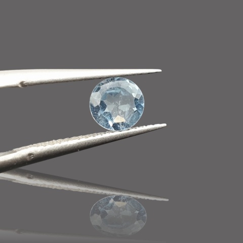 Topaz Sky Blue okrągły fasetowany fi 5 mm 1 szt