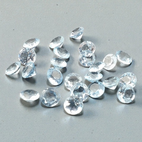 Topaz Sky Blue okrągły fasetowany fi 5 mm 1 szt