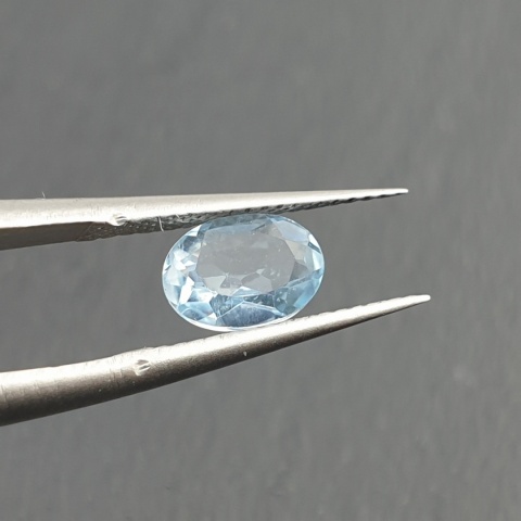 Topaz Sky Blue owal fasetowany 7x5 mm 1 szt