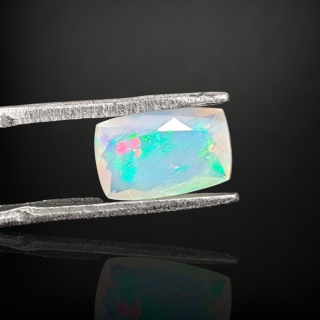 Ethiopian faceted opal 10x7 mm no A171