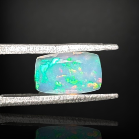 Ethiopian faceted opal 9x6 mm no A118