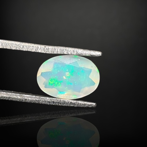 Ethiopian faceted opal 9x7 mm no A139