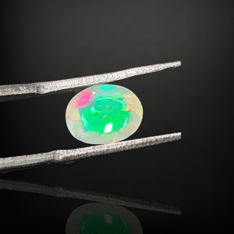 Ethiopian faceted opal 9x7 mm no A170