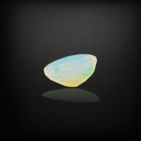 Ethiopian faceted opal 9x7 mm no A174