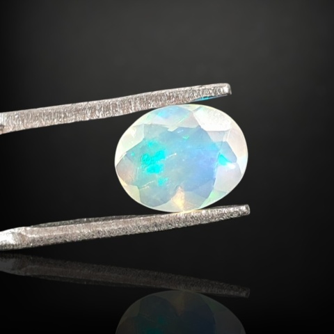 Ethiopian faceted opal 9x7 mm no A182