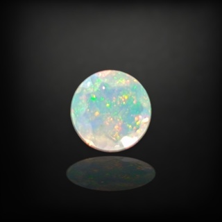 Ethiopian faceted opal fi 5 mm no A102