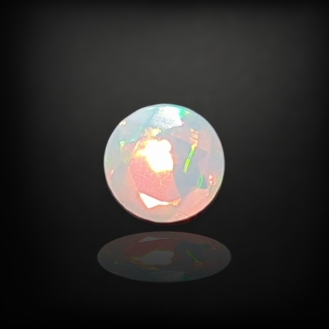 Ethiopian faceted opal fi 5 mm no A86