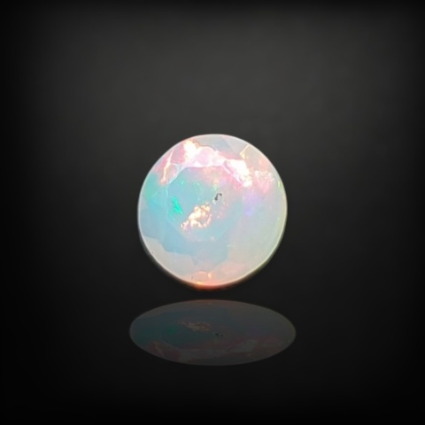 Opal z Etiopii fasetowany fi 5 mm nr A90