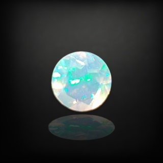 Ethiopian faceted opal fi 5 mm no A93