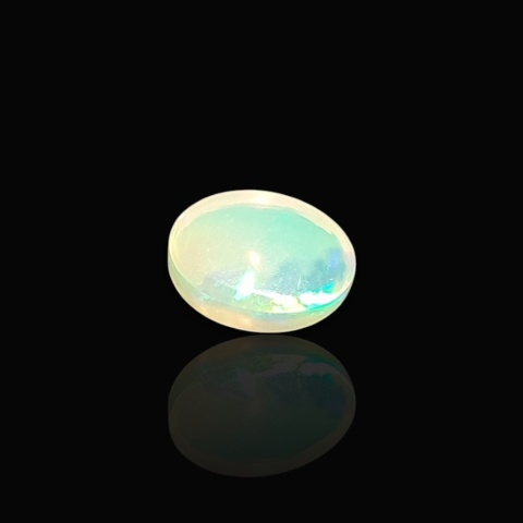 Ethiopian opal cabochon 8x6 mm no 958