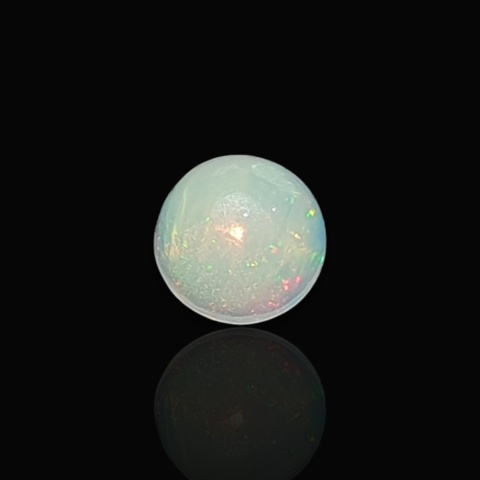 Ethiopian opal cabochon fi 5 mm no 999