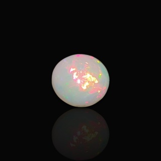 Opal z Etiopii kaboszon fi 8 mm nr 974