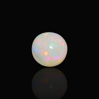 Opal z Etiopii kaboszon fi 8 mm nr 975