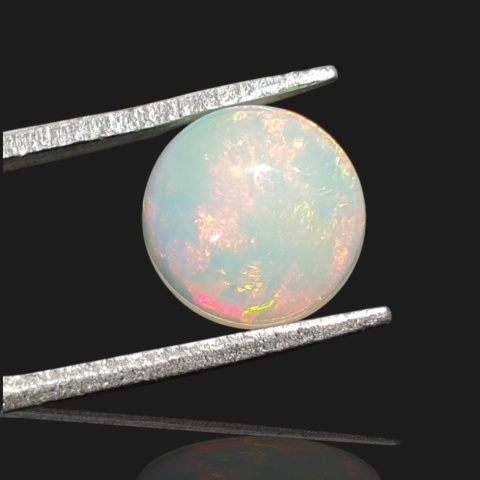 Ethiopian opal cabochon fi 9 mm no 963