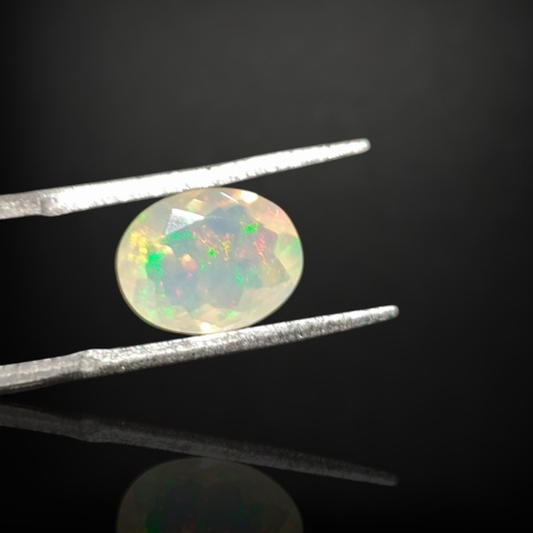 Ethiopian faceted opal 10x7 mm no A204
