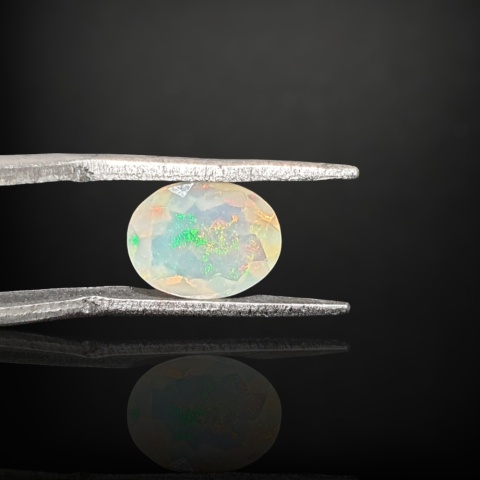 Ethiopian faceted opal 10x7 mm no A204