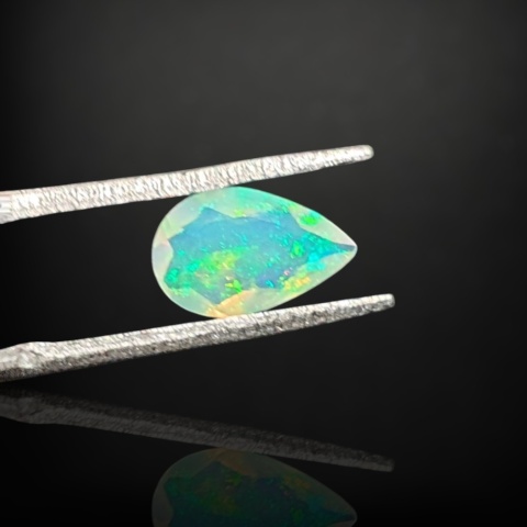 Ethiopian faceted opal 9x6 mm no A207