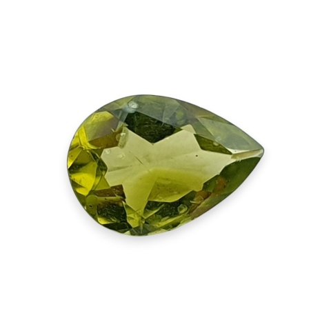 Perydot łezka fasetowana 9x6 mm nr 14