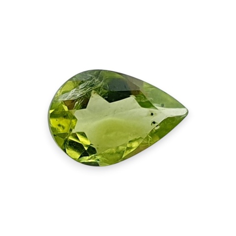 Peridote Teardrop Faceted 9x6 mm no 15