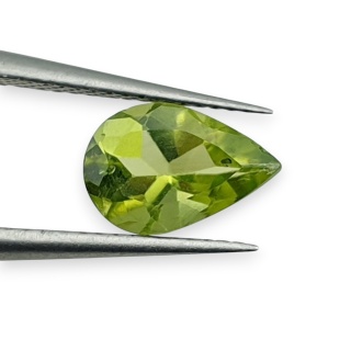 Peridote Teardrop Faceted 9x6 mm no 2