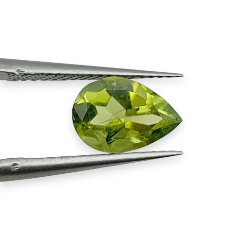 Peridote Teardrop Faceted 9x6 mm no 6