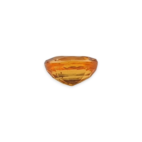 Sapphire oval faceted 5x4 mm no 8