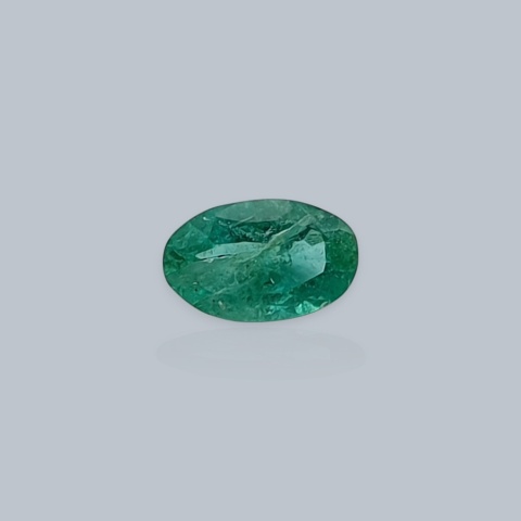 Emerald oval faceted 5x3 mm no 8