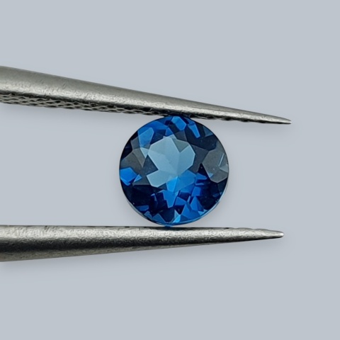 Topaz London Blue fasetowany okrągły fi 5 mm nr 11
