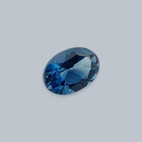 Topaz London Blue Oval Faceted 7x5 mm no 14