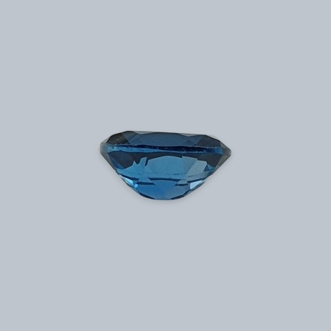 Topaz London Blue Oval Faceted 7x5 mm no 17