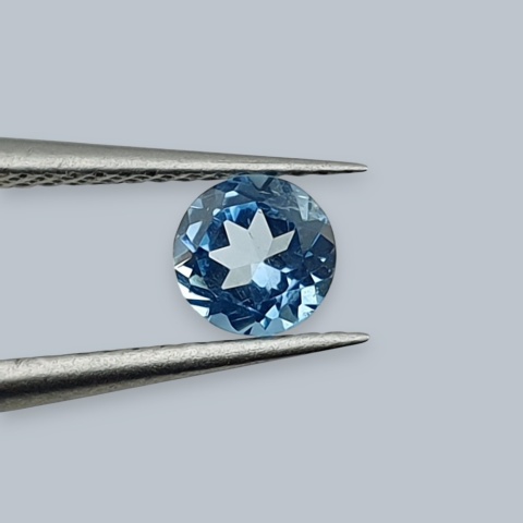 Topaz Swiss Blue Round Faceted fi 4 mm no 12