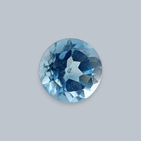 Topaz Swiss Blue Round Faceted fi 4 mm no 13