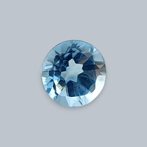 Topaz Swiss Blue Round Faceted fi 4 mm no 23