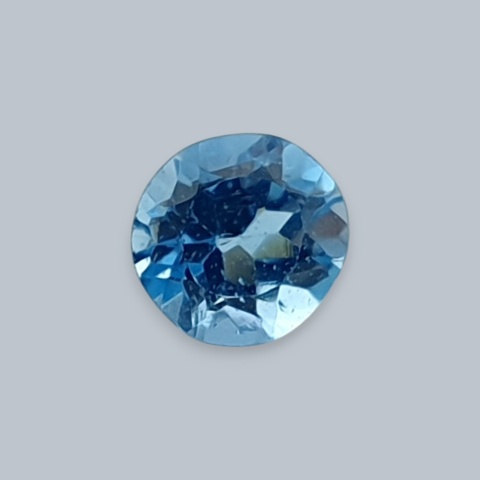 Topaz Swiss Blue Round Faceted fi 5 mm no 22