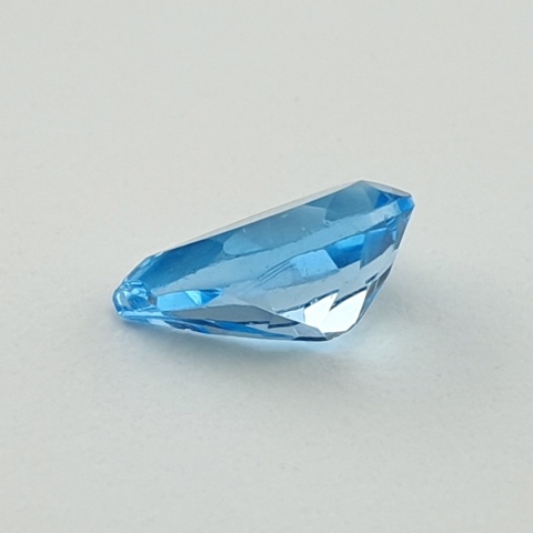 Topaz swiss blue łezka fasetowana 8x5 mm nr 47