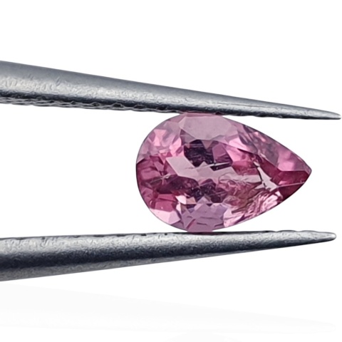 Tourmaline teardrop faceted 6x4 mm no 77