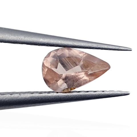 Tourmaline teardrop faceted 6x4 mm no 84