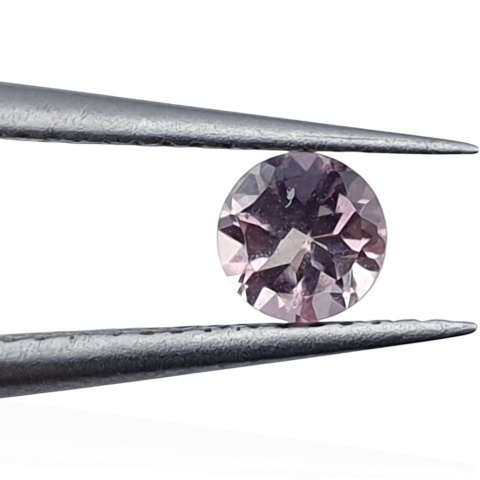 Tourmaline round faceted fi 4 mm no 7