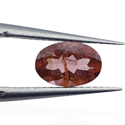Tourmaline oval faceted 7x5 mm no 48