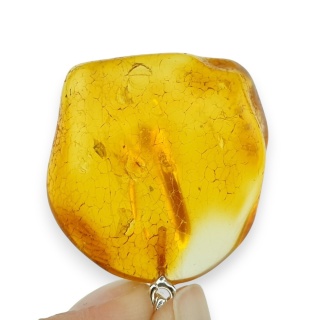 Baltic Amber Pendant 29x27 mm no 72