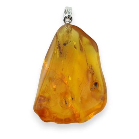 Bursztyn bałtycki zawieszka 37x26 mm nr 103