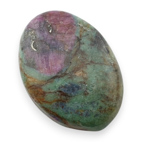 Rubin w fuchsycie kaboszon 24x18 mm nr 135