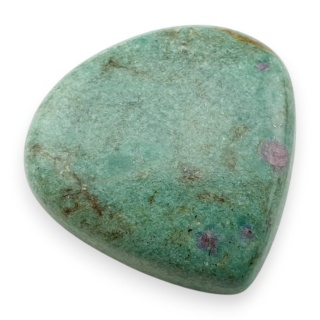 Rubin w fuchsycie kaboszon 26x25 mm nr 131