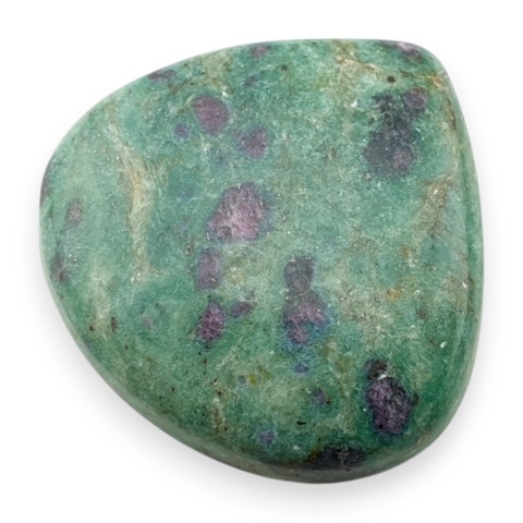 Rubin w fuchsycie kaboszon 27x27 mm nr 96