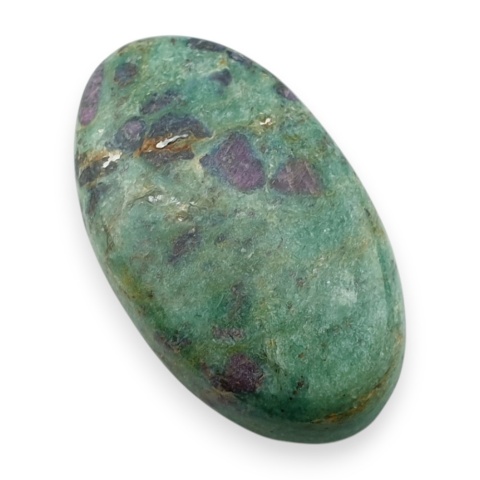 Rubin w fuchsycie kaboszon 30x18 mm nr 123