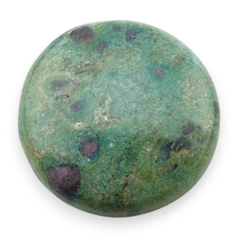 Rubin w fuchsycie kaboszon fi 25 mm nr 101