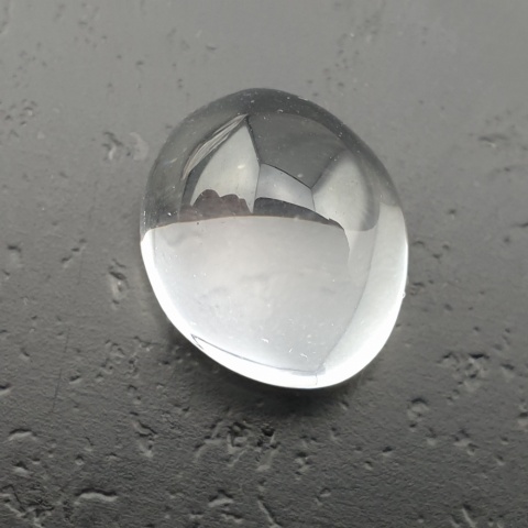 Kryształ górski kaboszon 15x13 mm nr 212