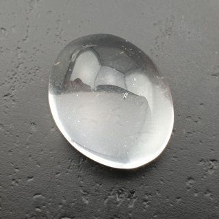 Kryształ górski kaboszon 18x15 mm nr 201