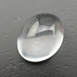 Kryształ górski kaboszon 20x16 mm nr 122